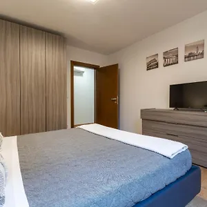 Guglie Design , Wenecja Włochy