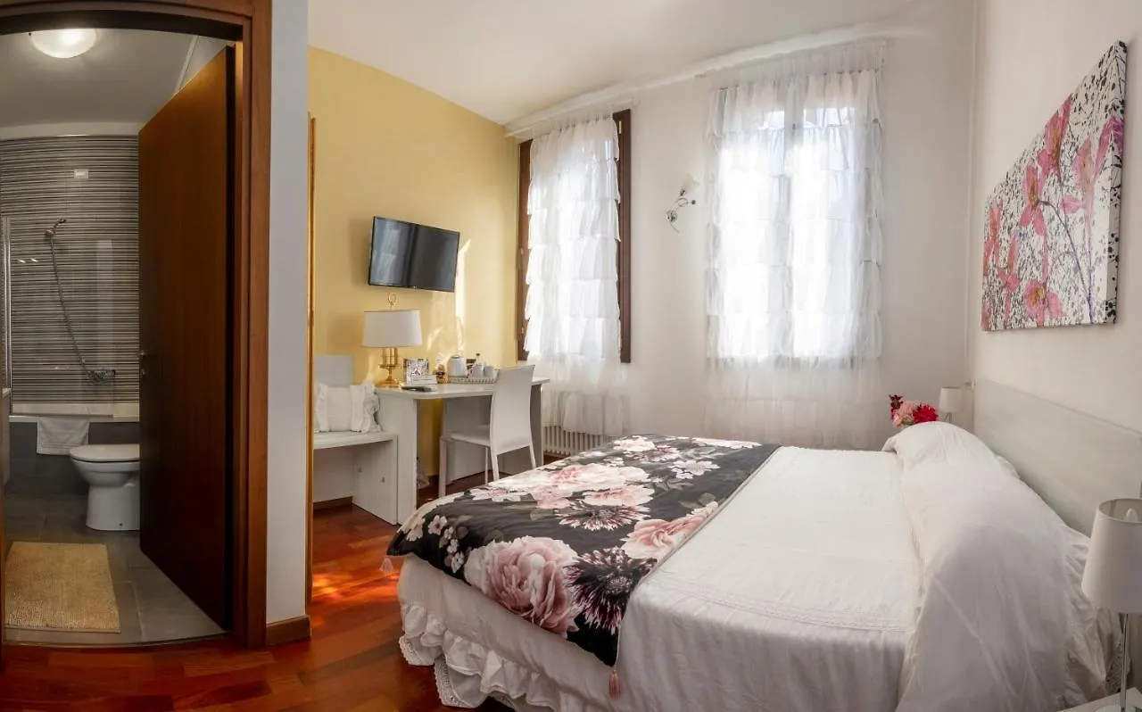 Ca' Degli Specchieri Hotel Venice 0*,